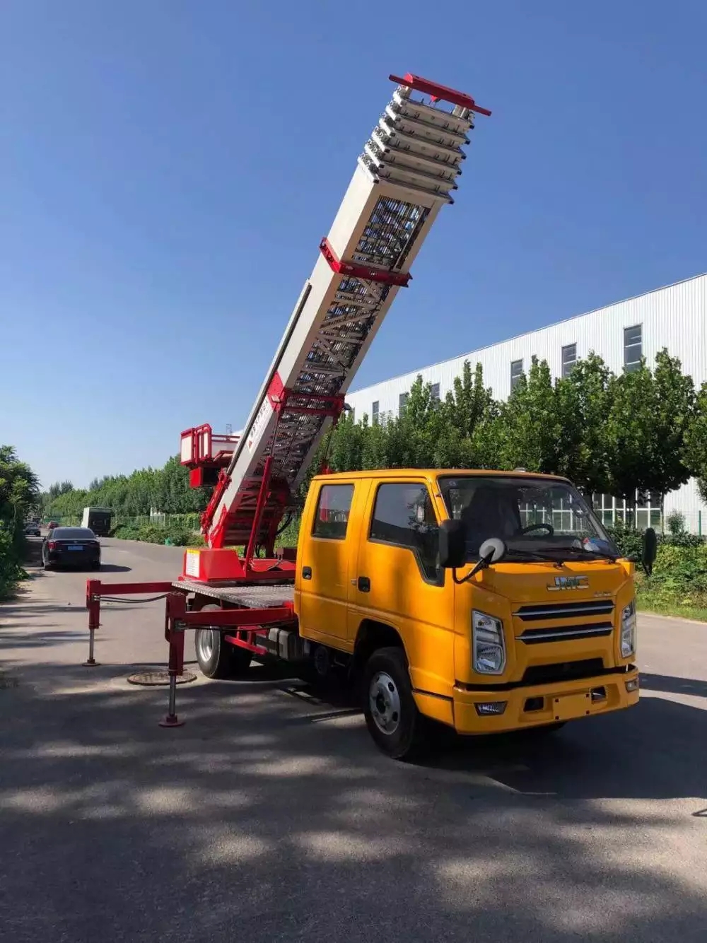 瑞溪镇附近的云梯车出租服务：轻松解决高空作业需求