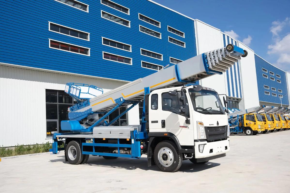 瑞溪镇出租云梯车高空作业车 建筑垃圾搬运